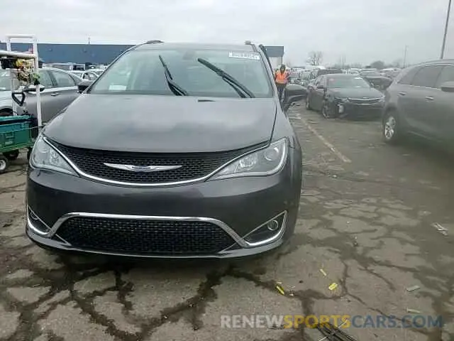 11 Photograph of a damaged car 2C4RC1BG7KR507727 CHRYSLER PACIFICA 2019