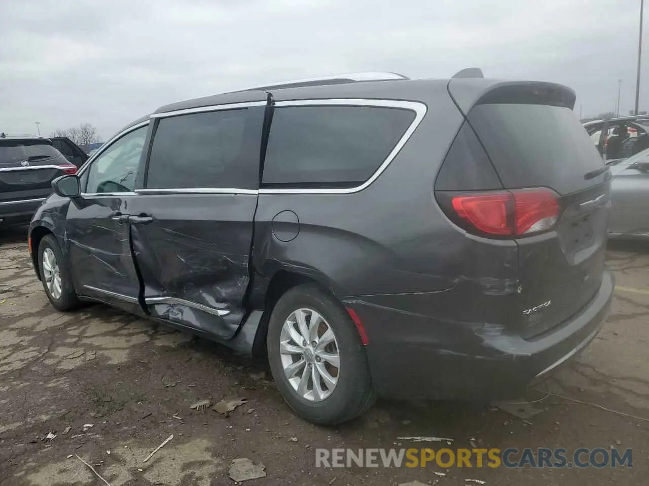 2 Photograph of a damaged car 2C4RC1BG7KR507727 CHRYSLER PACIFICA 2019