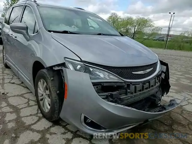 13 Photograph of a damaged car 2C4RC1BG7KR732004 CHRYSLER PACIFICA 2019