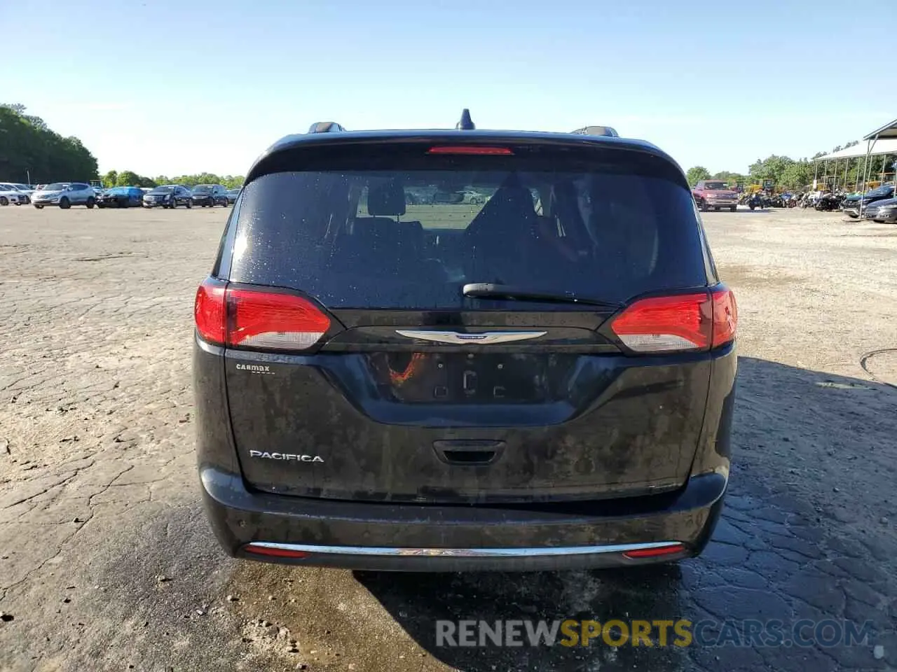 6 Photograph of a damaged car 2C4RC1BG8KR537514 CHRYSLER PACIFICA 2019