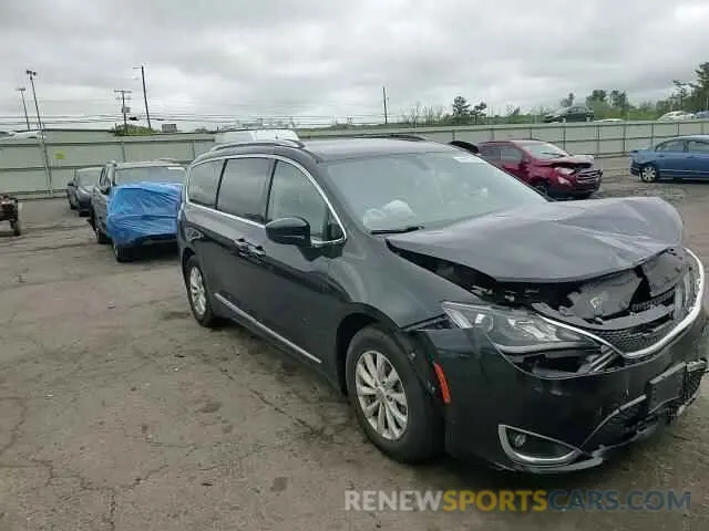14 Photograph of a damaged car 2C4RC1BG9KR528885 CHRYSLER PACIFICA 2019