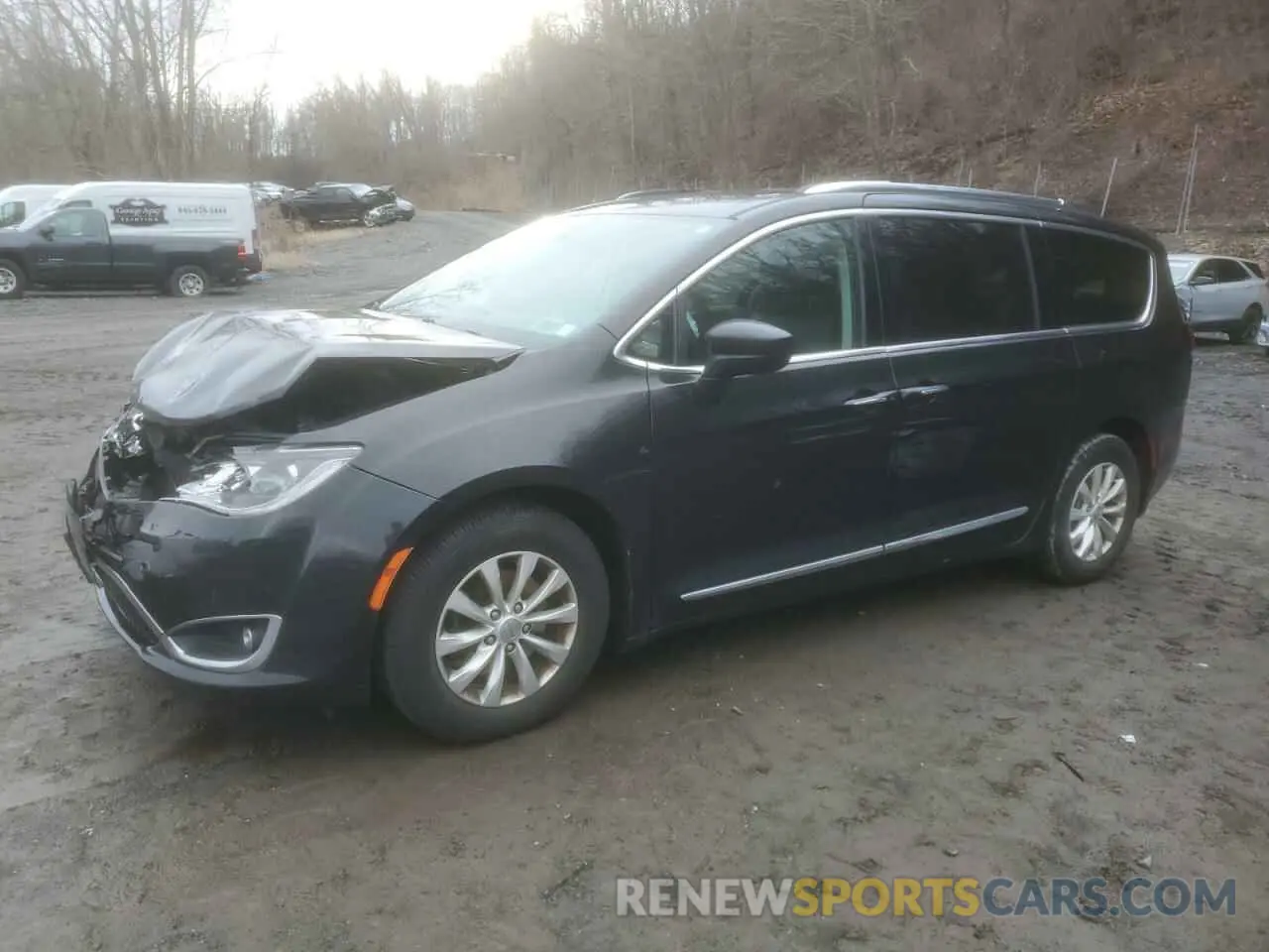 1 Photograph of a damaged car 2C4RC1BG9KR550319 CHRYSLER PACIFICA 2019