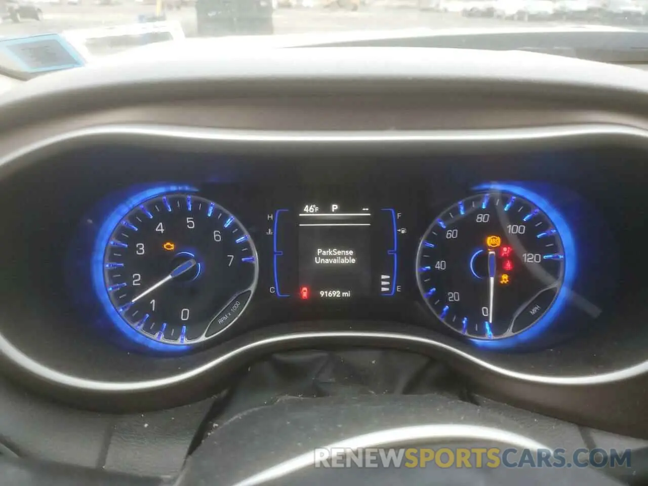 9 Photograph of a damaged car 2C4RC1BG9KR550319 CHRYSLER PACIFICA 2019