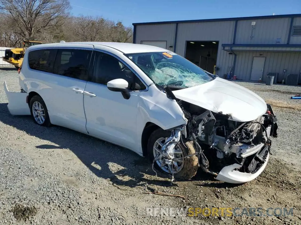 4 Photograph of a damaged car 2C4RC1CG1KR628428 CHRYSLER PACIFICA 2019