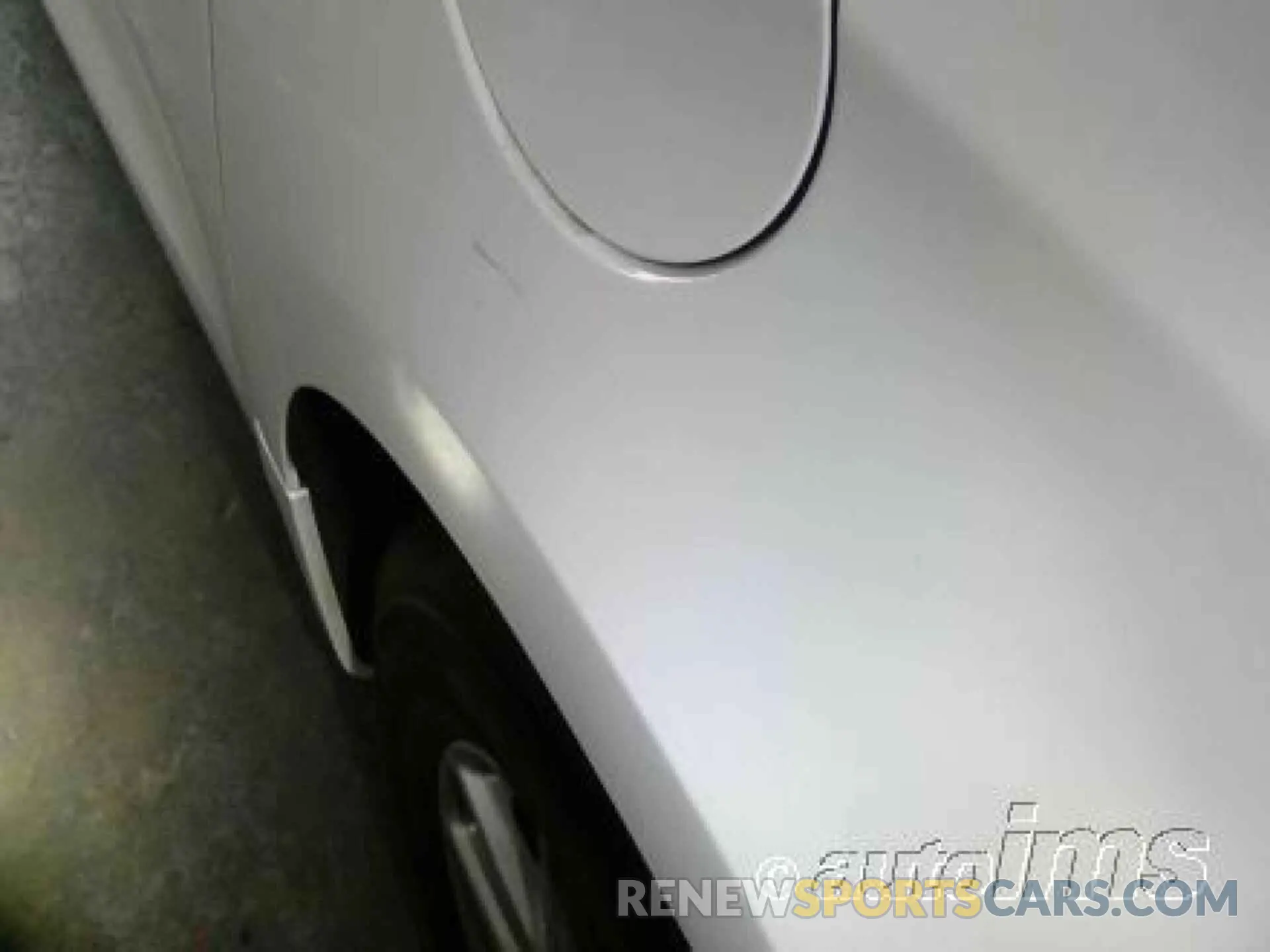 16 Photograph of a damaged car 2C4RC1DG8KR556142 CHRYSLER PACIFICA 2019