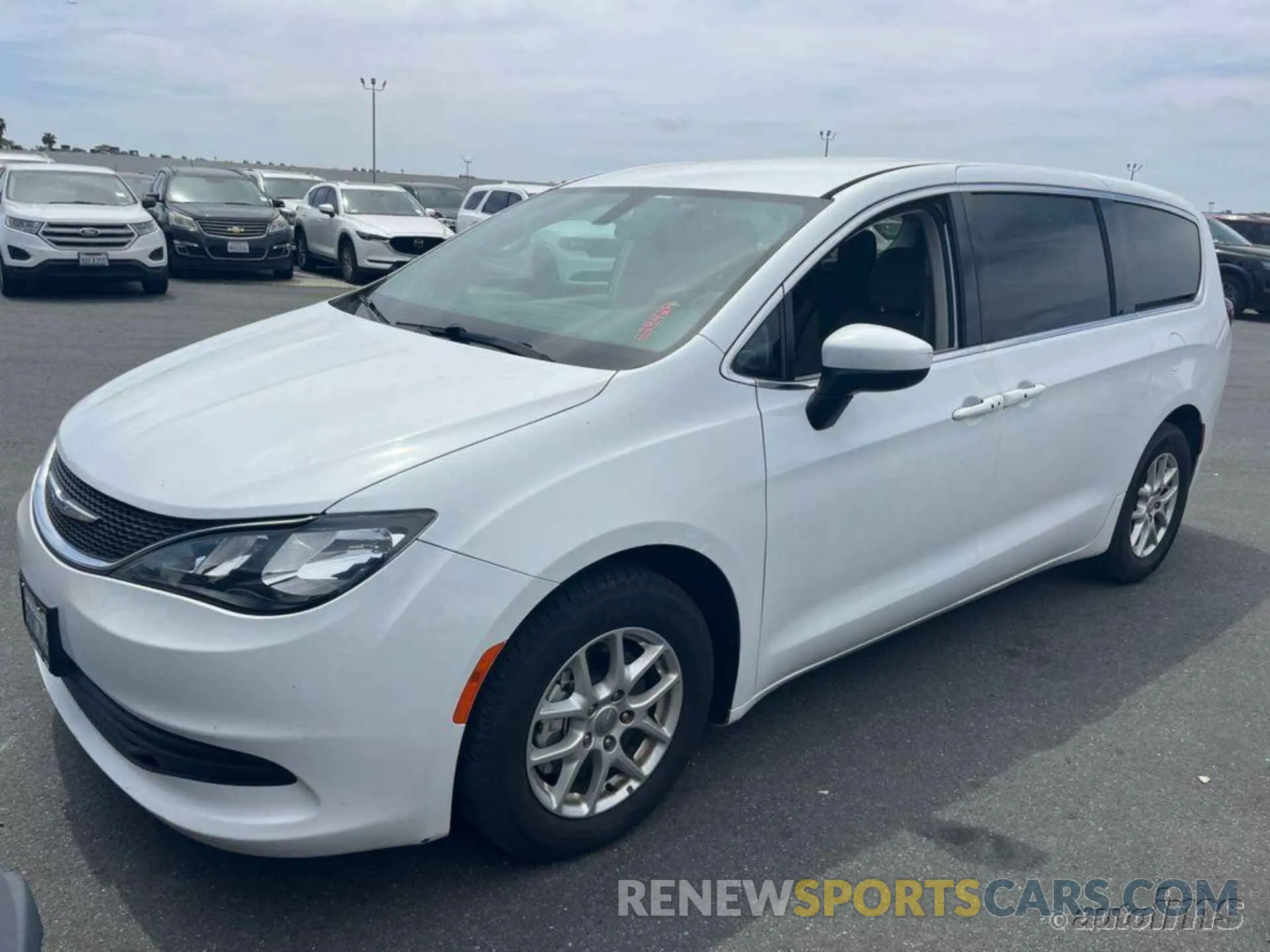 15 Photograph of a damaged car 2C4RC1DG9KR559616 CHRYSLER PACIFICA 2019