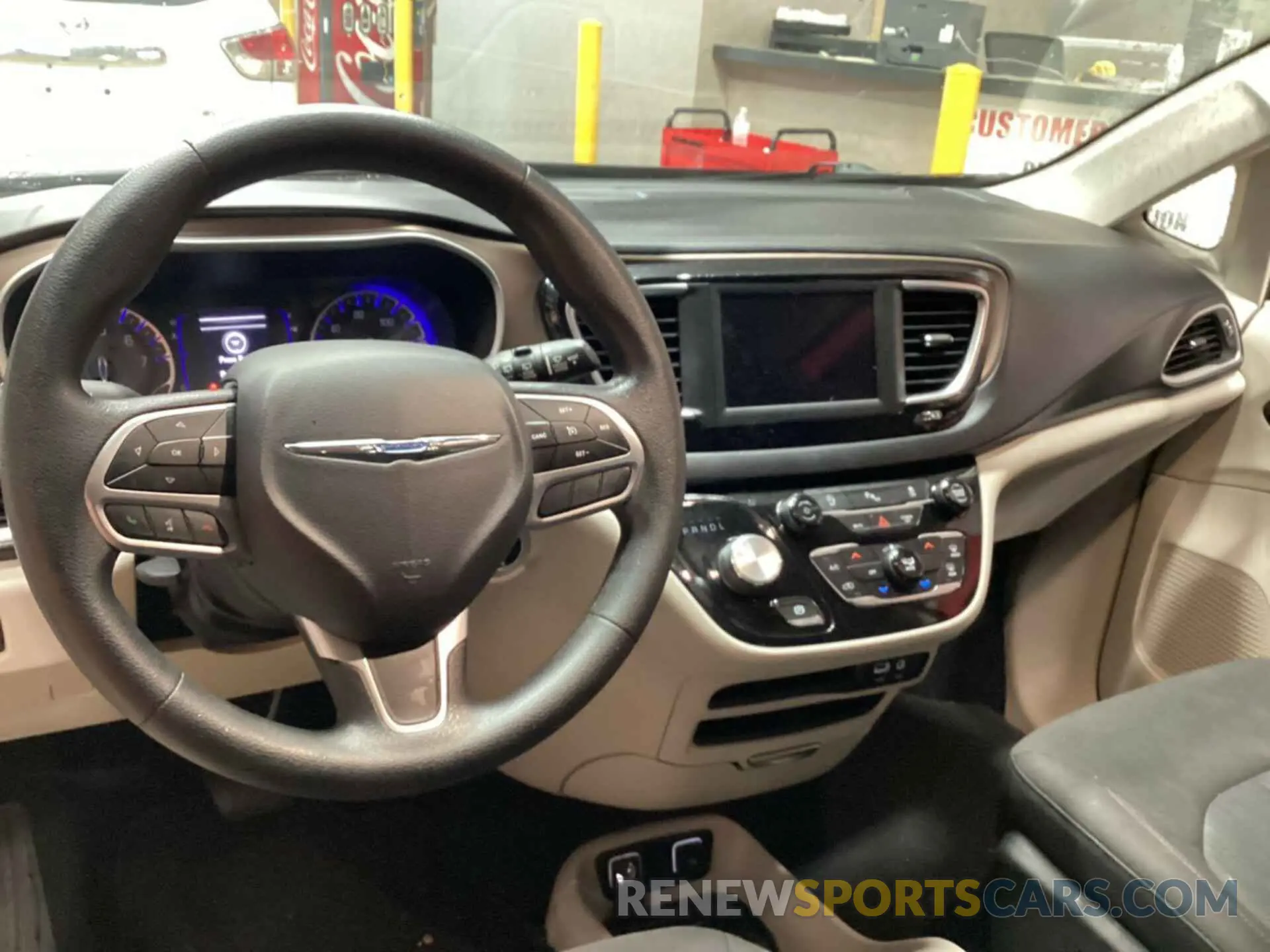 12 Photograph of a damaged car 2C4RC1DG9KR568901 CHRYSLER PACIFICA 2019