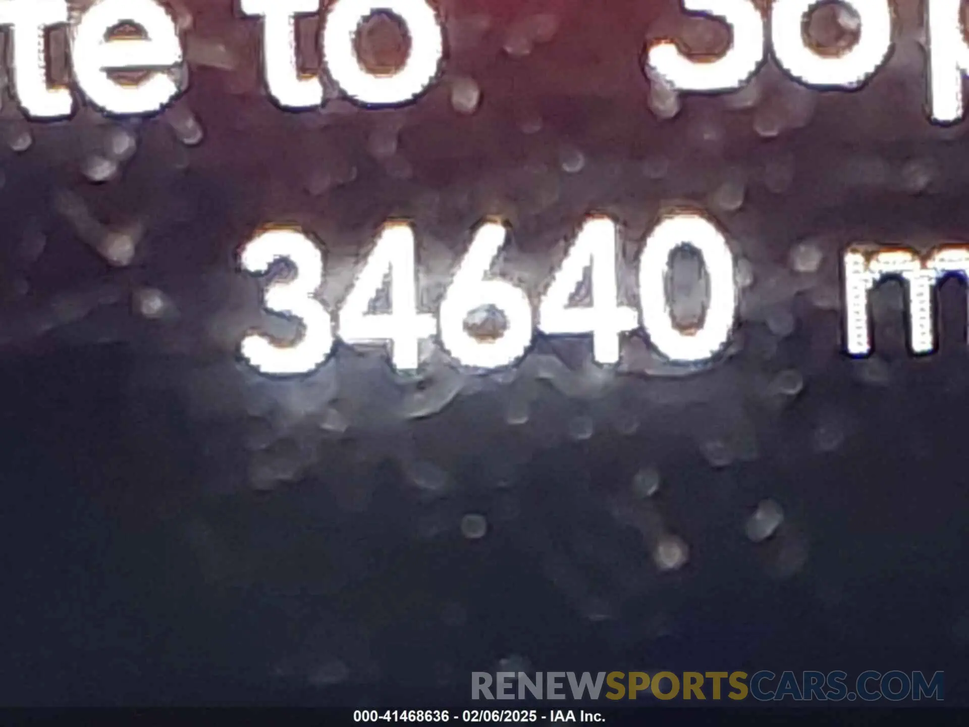 16 Photograph of a damaged car 2C4RC1EG1KR588803 CHRYSLER PACIFICA 2019