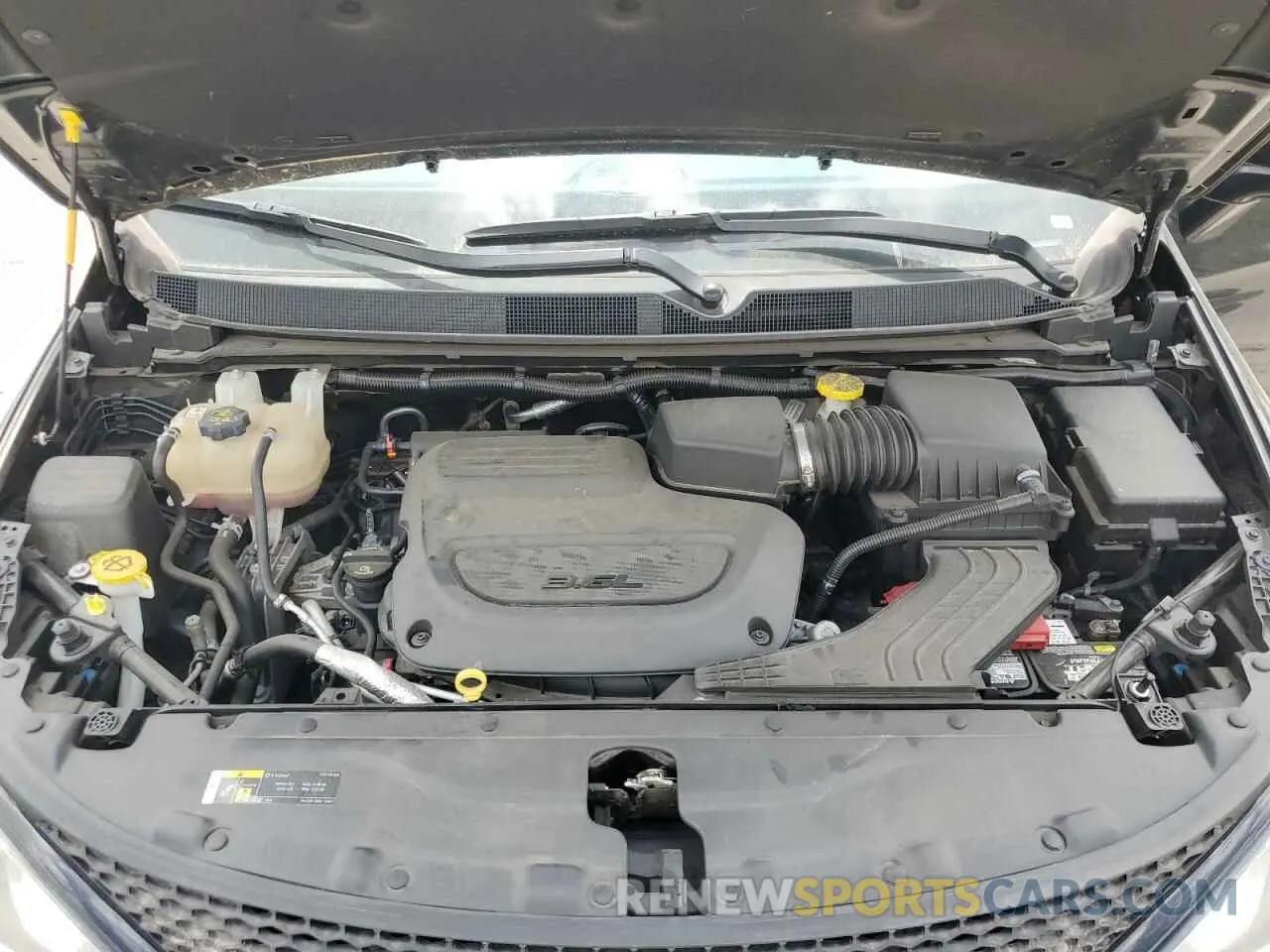 13 Photograph of a damaged car 2C4RC1EG1KR627969 CHRYSLER PACIFICA 2019