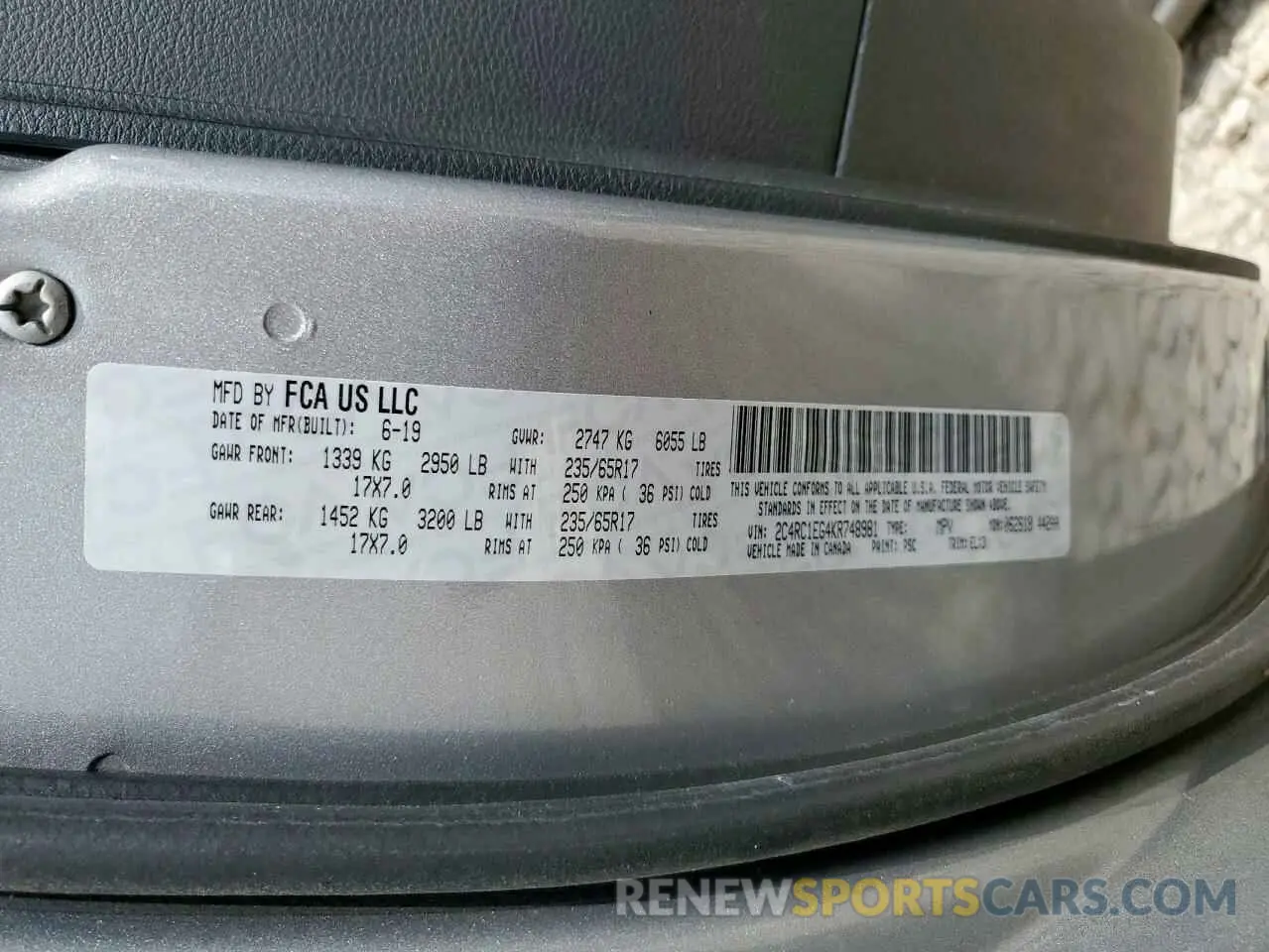 13 Photograph of a damaged car 2C4RC1EG4KR748981 CHRYSLER PACIFICA 2019