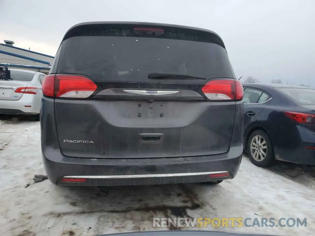 6 Photograph of a damaged car 2C4RC1EGXKR541334 CHRYSLER PACIFICA 2019