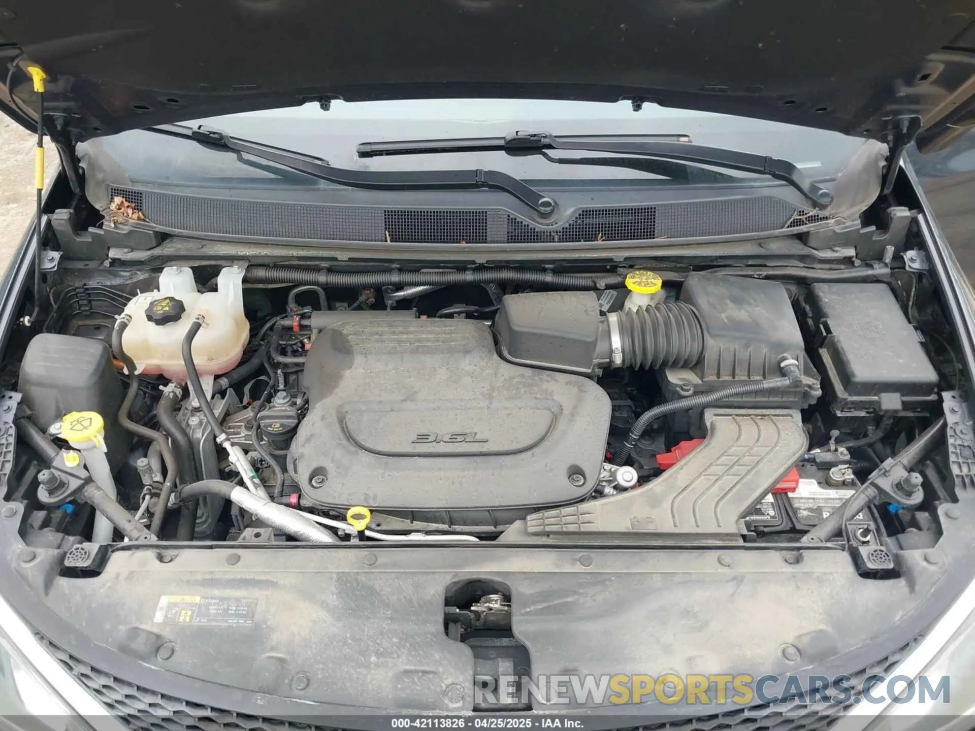 10 Photograph of a damaged car 2C4RC1EGXKR708906 CHRYSLER PACIFICA 2019