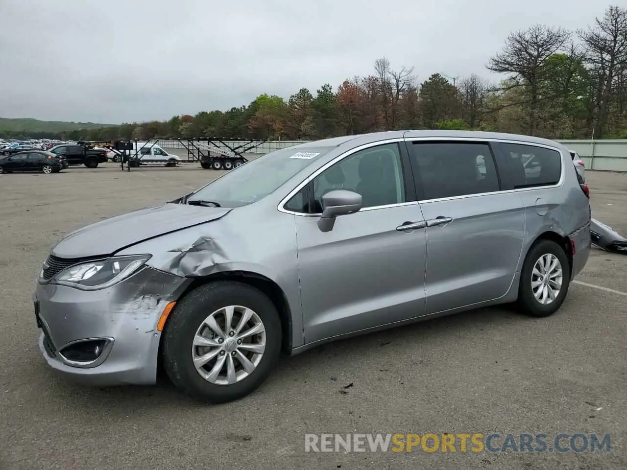1 Photograph of a damaged car 2C4RC1FG0KR610496 CHRYSLER PACIFICA 2019