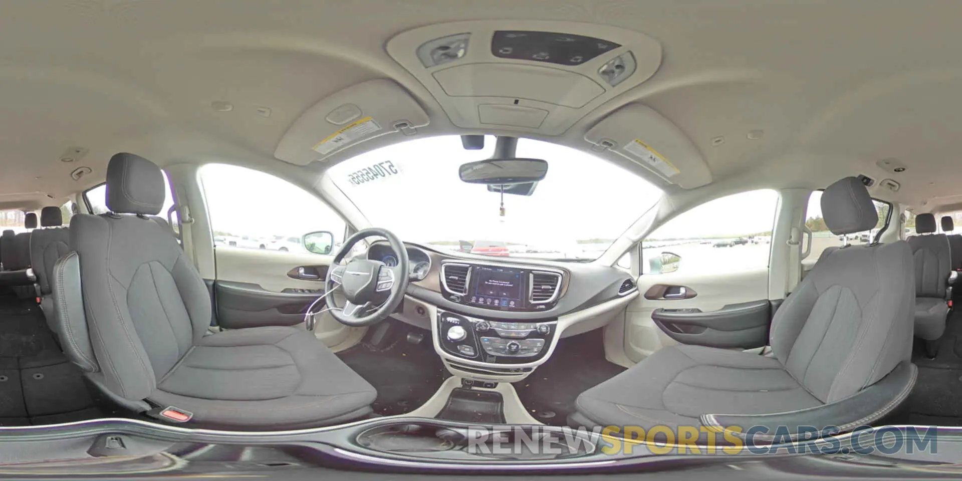 16 Photograph of a damaged car 2C4RC1FG0KR610496 CHRYSLER PACIFICA 2019