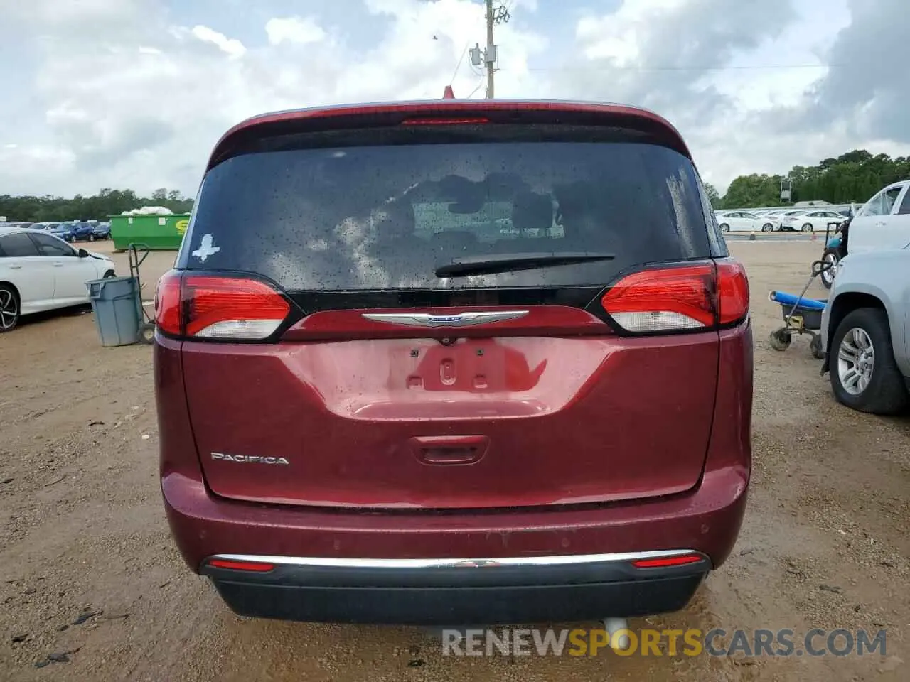 6 Photograph of a damaged car 2C4RC1FG1KR638971 CHRYSLER PACIFICA 2019