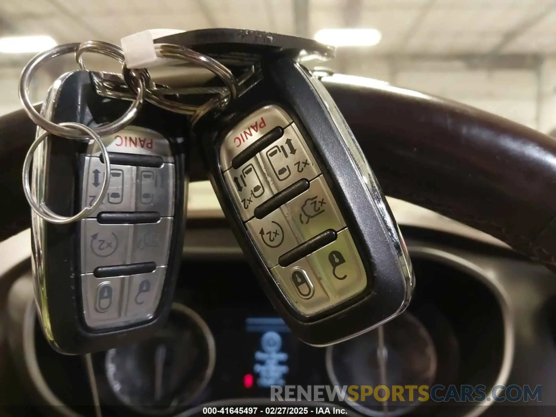 11 Photograph of a damaged car 2C4RC1FG3KR556322 CHRYSLER PACIFICA 2019