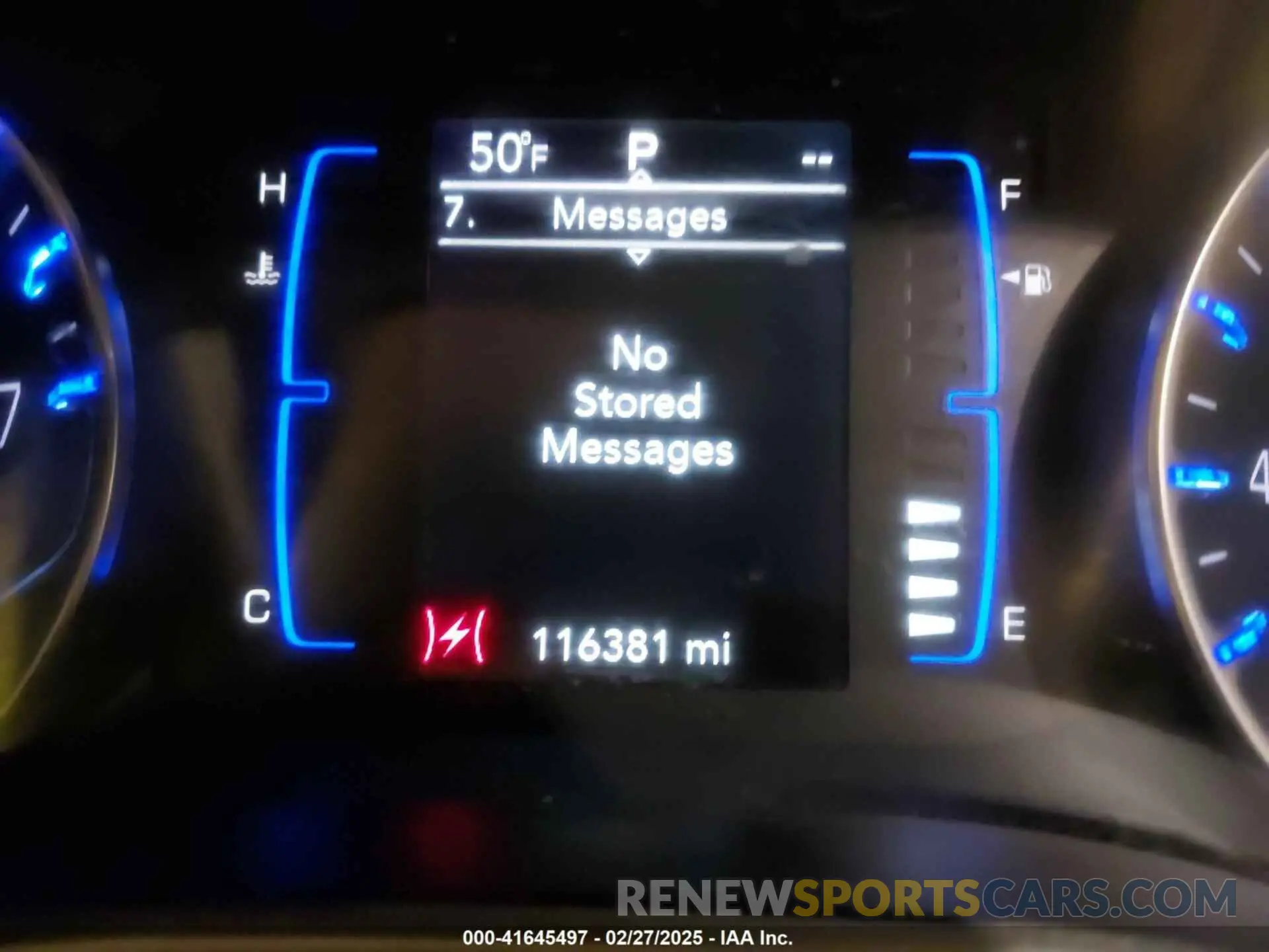 7 Photograph of a damaged car 2C4RC1FG3KR556322 CHRYSLER PACIFICA 2019