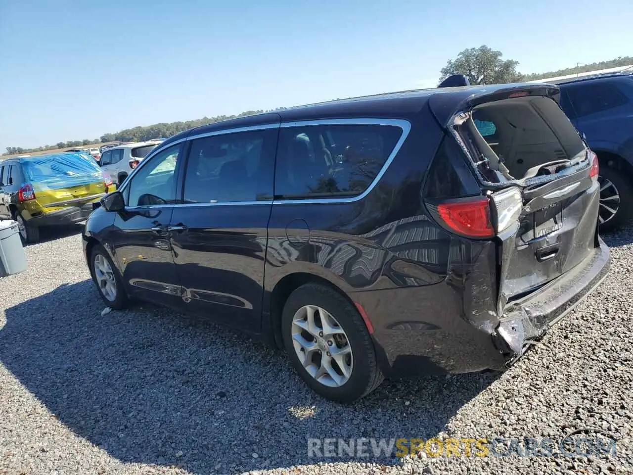 2 Photograph of a damaged car 2C4RC1FG3KR588834 CHRYSLER PACIFICA 2019