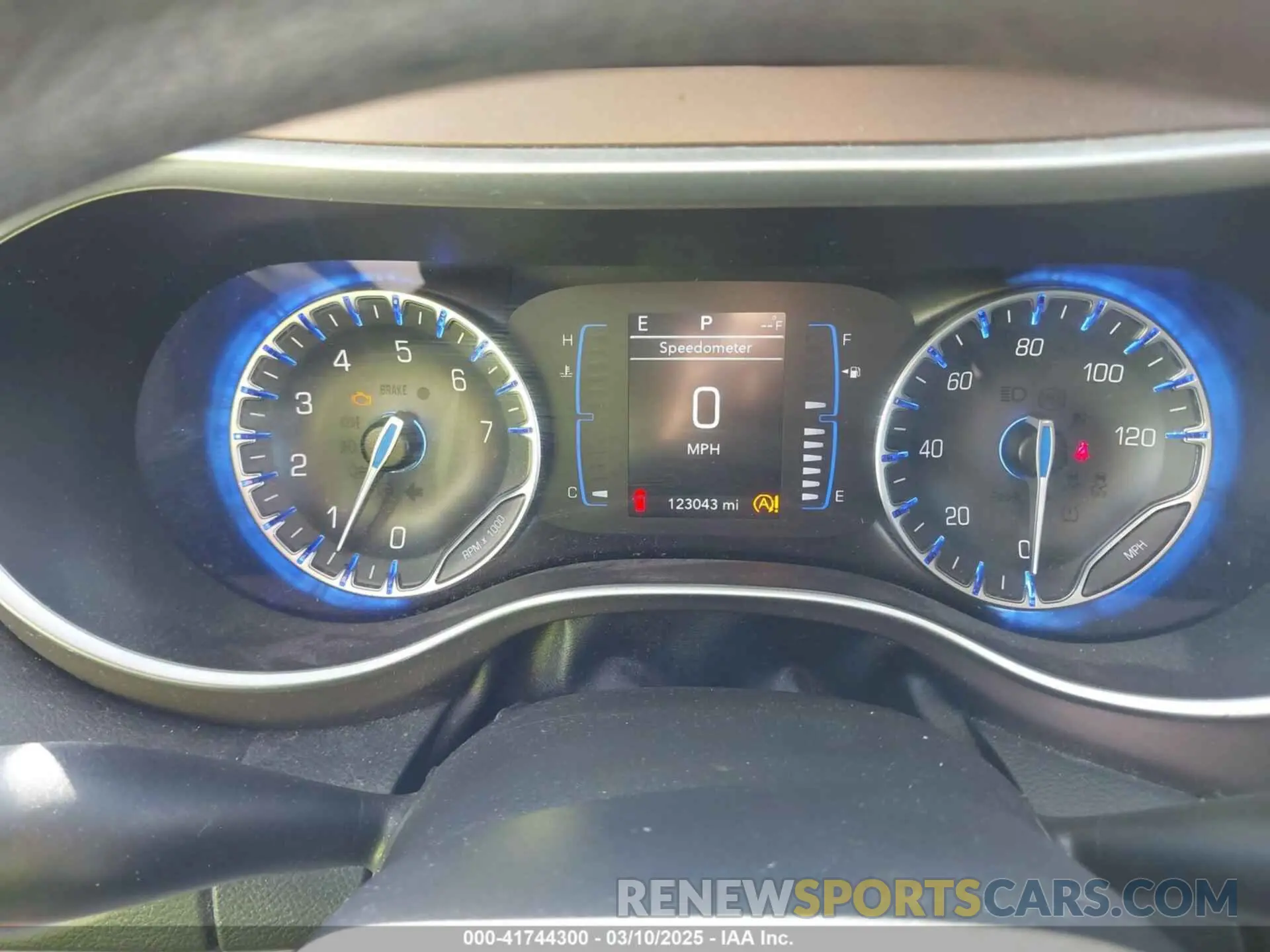 7 Photograph of a damaged car 2C4RC1FG3KR708986 CHRYSLER PACIFICA 2019