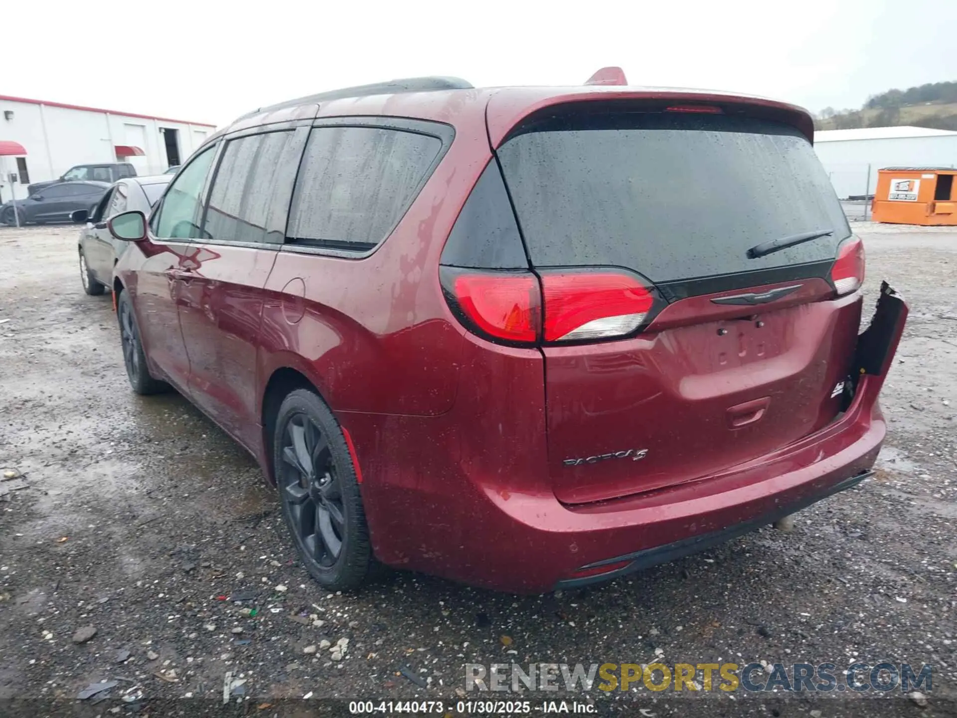 3 Photograph of a damaged car 2C4RC1FG4KR652573 CHRYSLER PACIFICA 2019