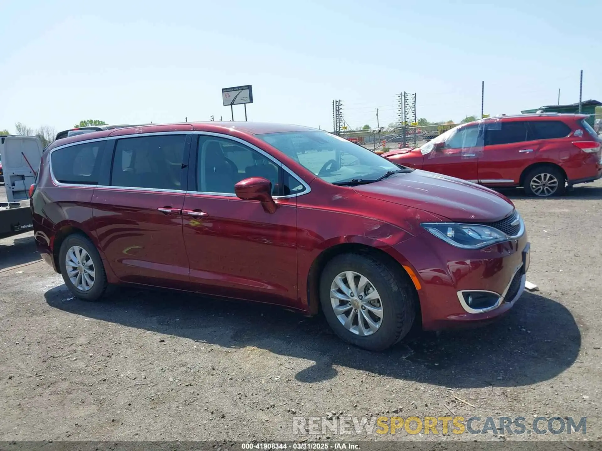 12 Photograph of a damaged car 2C4RC1FG5KR714871 CHRYSLER PACIFICA 2019