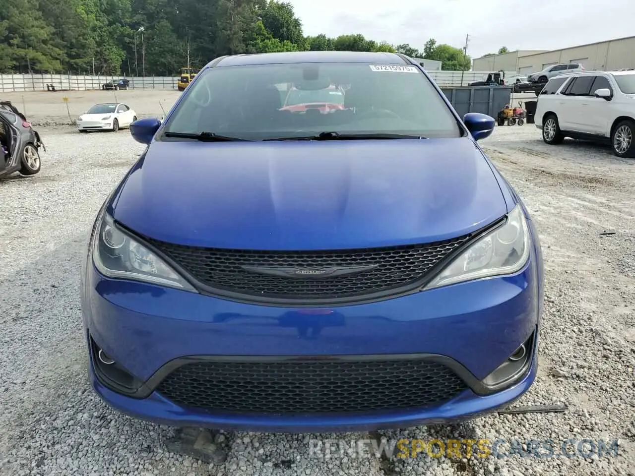 5 Photograph of a damaged car 2C4RC1FG5KR732819 CHRYSLER PACIFICA 2019