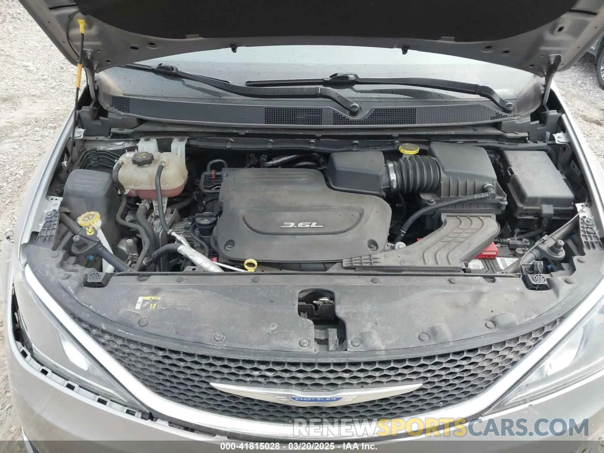10 Photograph of a damaged car 2C4RC1FG6KR523265 CHRYSLER PACIFICA 2019