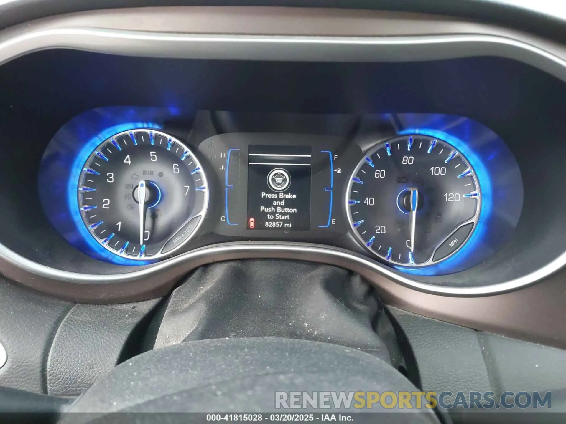 7 Photograph of a damaged car 2C4RC1FG6KR523265 CHRYSLER PACIFICA 2019