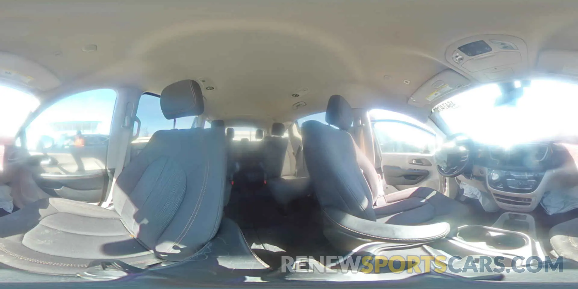 15 Photograph of a damaged car 2C4RC1FG6KR710750 CHRYSLER PACIFICA 2019