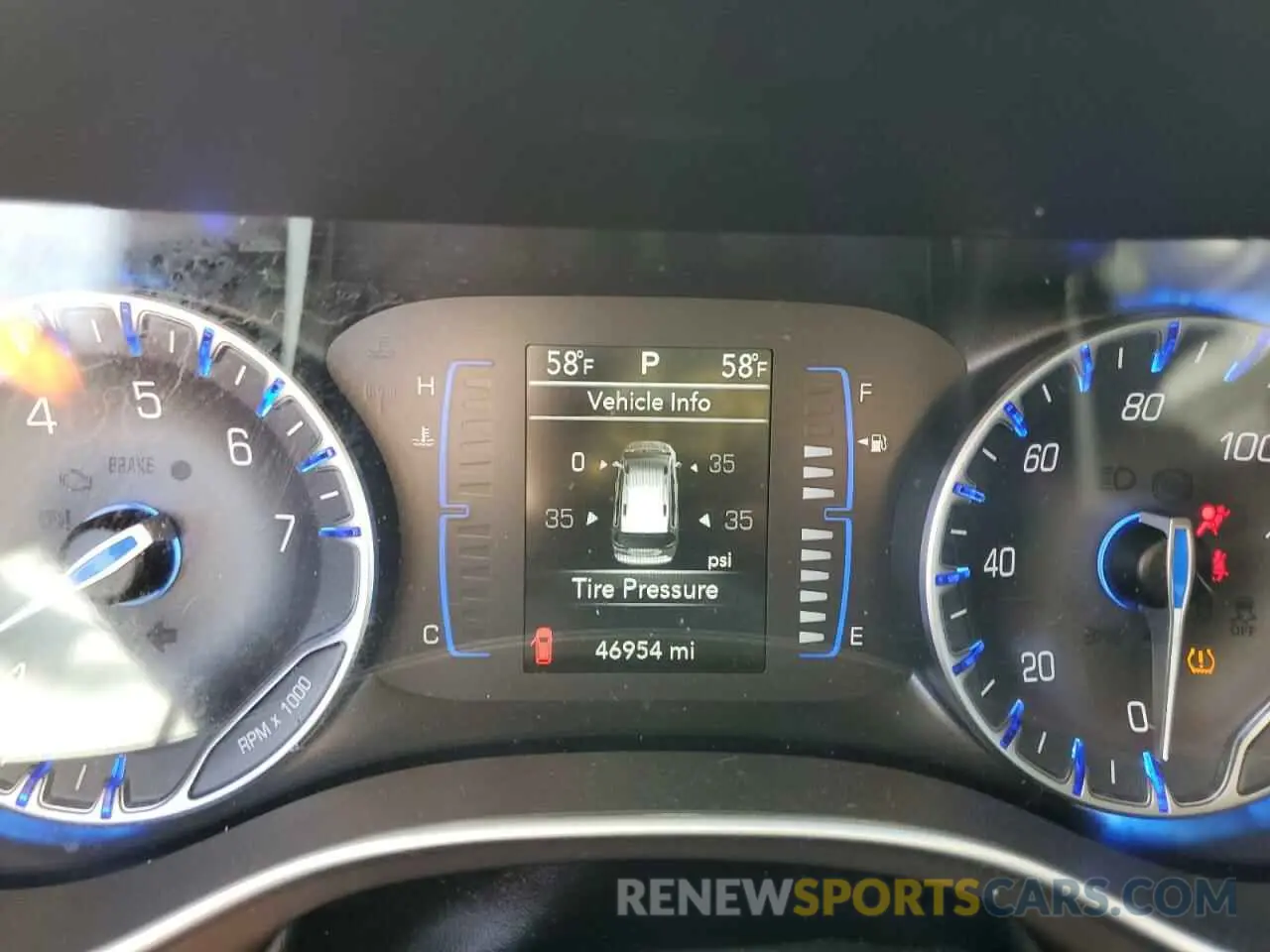 9 Photograph of a damaged car 2C4RC1FG6KR710750 CHRYSLER PACIFICA 2019