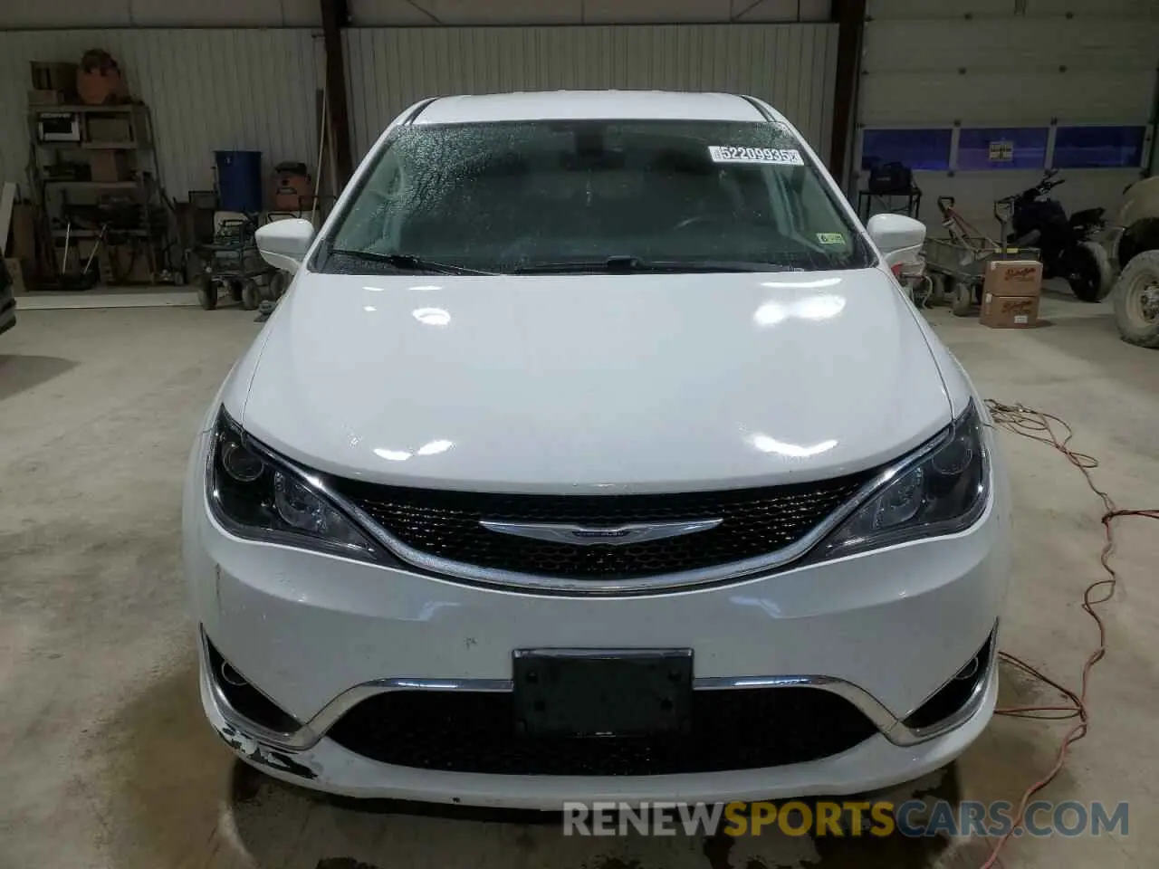 5 Photograph of a damaged car 2C4RC1FG7KR551074 CHRYSLER PACIFICA 2019