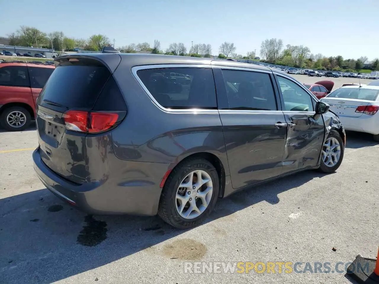 3 Photograph of a damaged car 2C4RC1FG7KR576086 CHRYSLER PACIFICA 2019