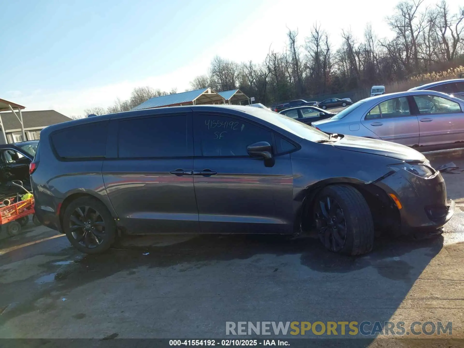 12 Photograph of a damaged car 2C4RC1FG9KR532140 CHRYSLER PACIFICA 2019
