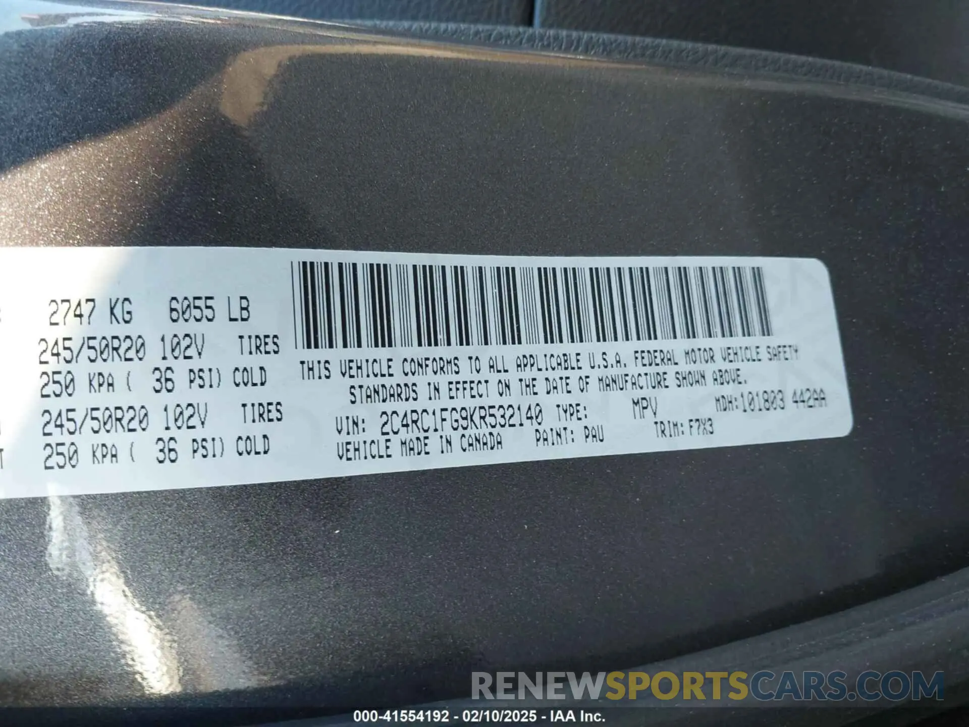 9 Photograph of a damaged car 2C4RC1FG9KR532140 CHRYSLER PACIFICA 2019