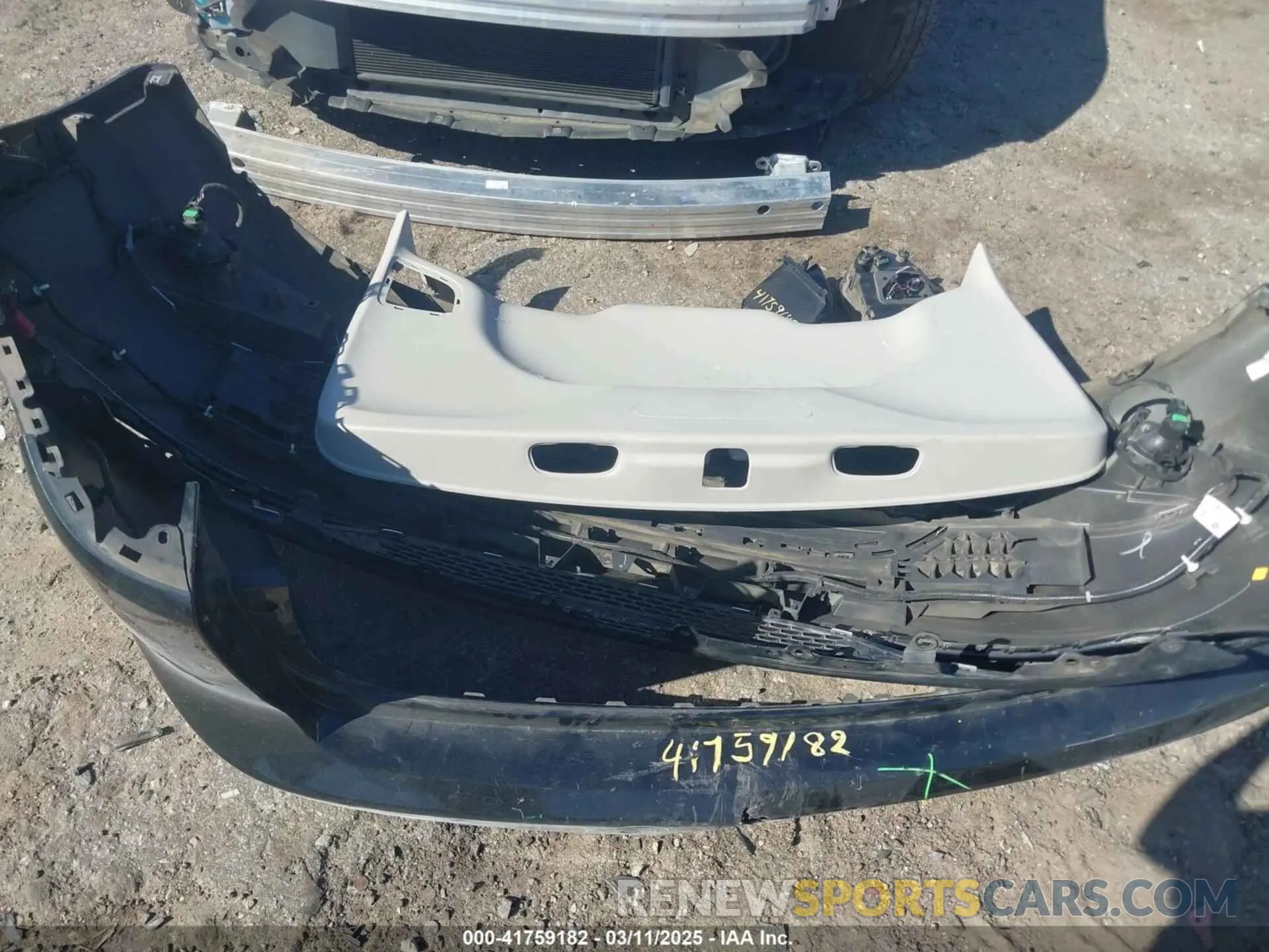 12 Photograph of a damaged car 2C4RC1FG9KR604227 CHRYSLER PACIFICA 2019