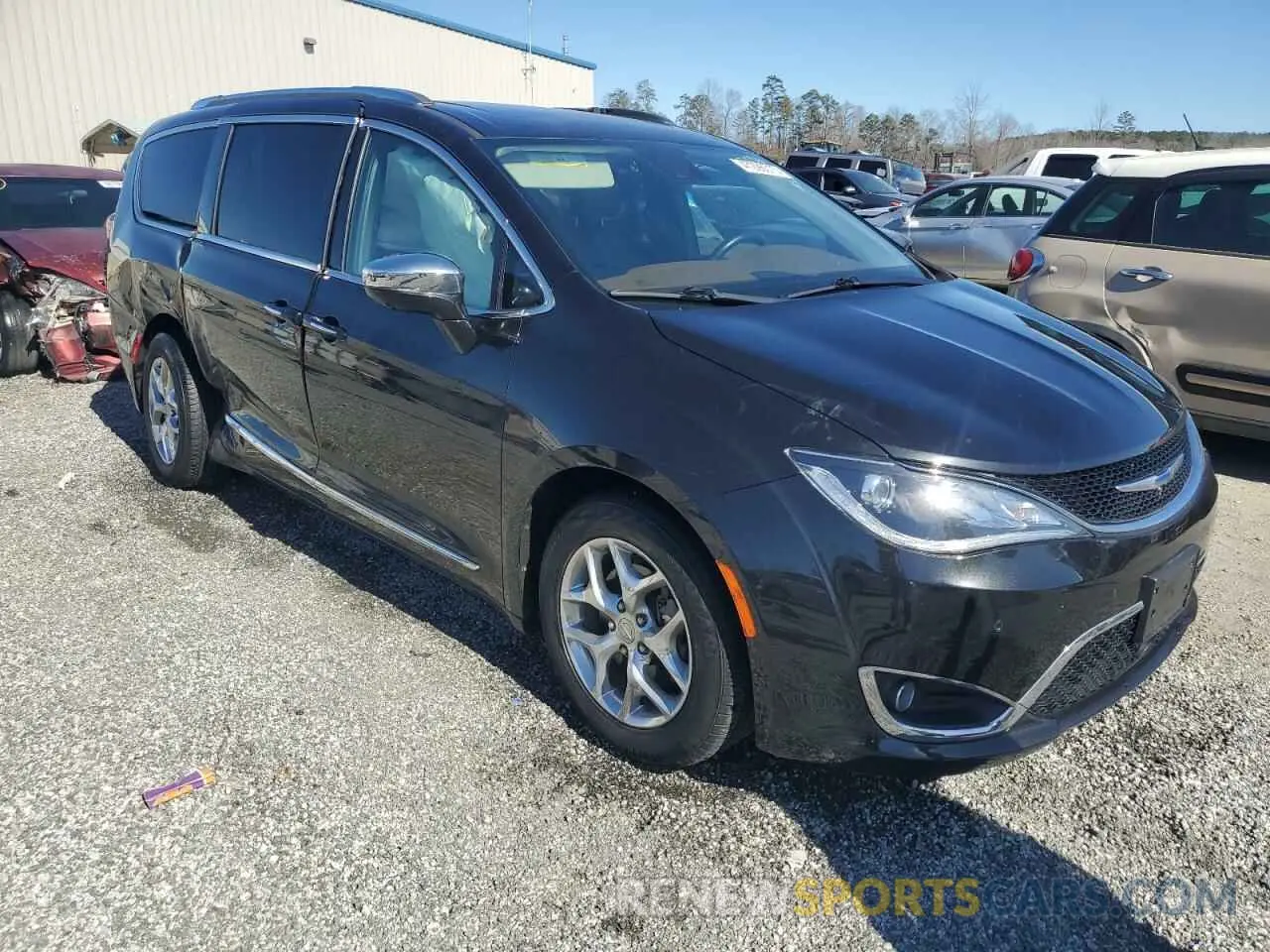 4 Photograph of a damaged car 2C4RC1GG0KR506444 CHRYSLER PACIFICA 2019