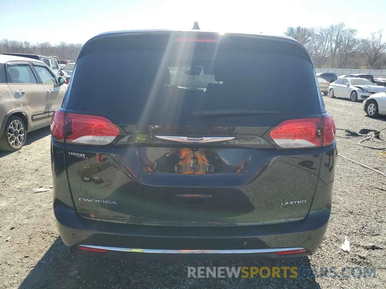 6 Photograph of a damaged car 2C4RC1GG0KR506444 CHRYSLER PACIFICA 2019