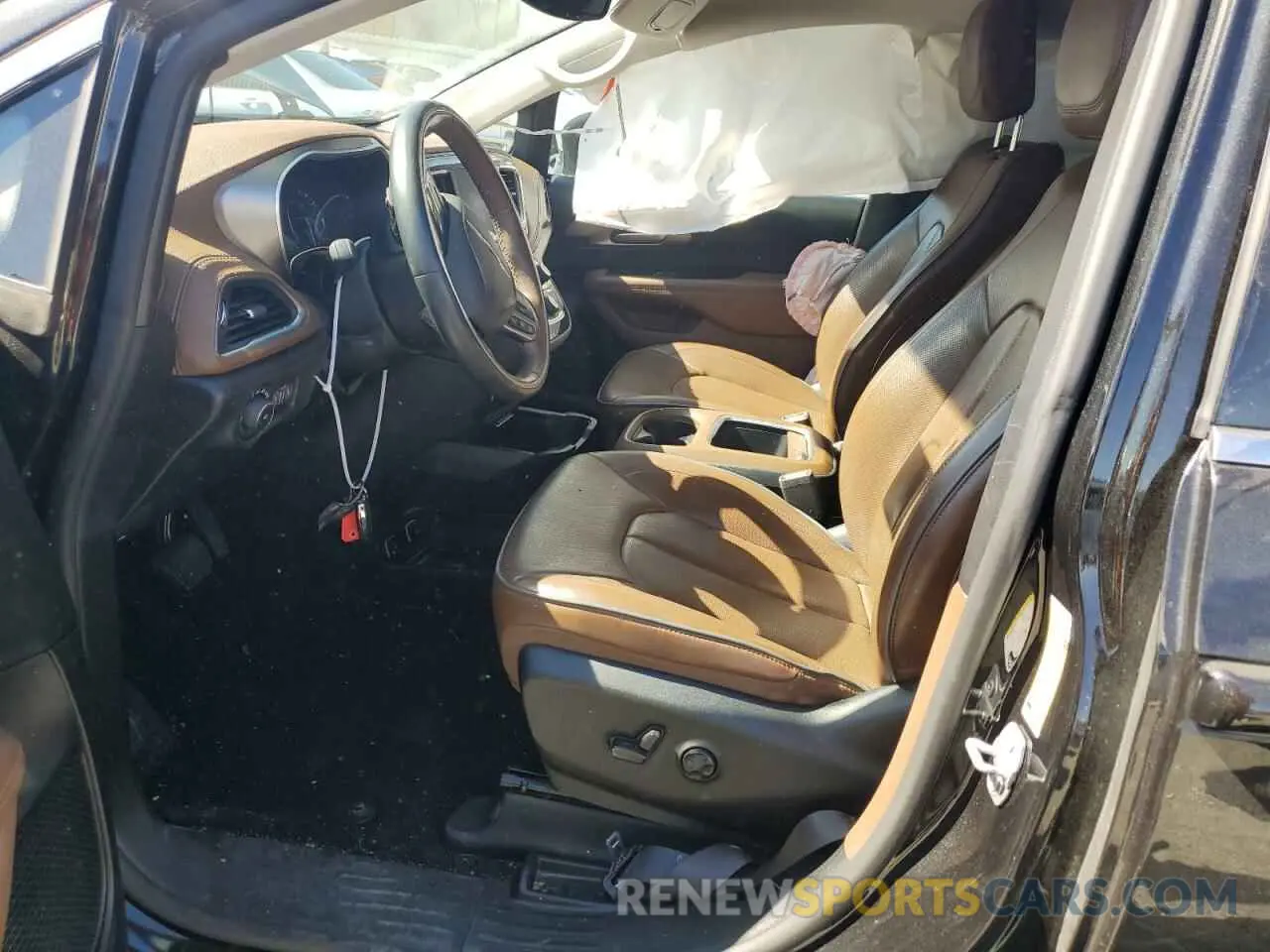 7 Photograph of a damaged car 2C4RC1GG0KR506444 CHRYSLER PACIFICA 2019