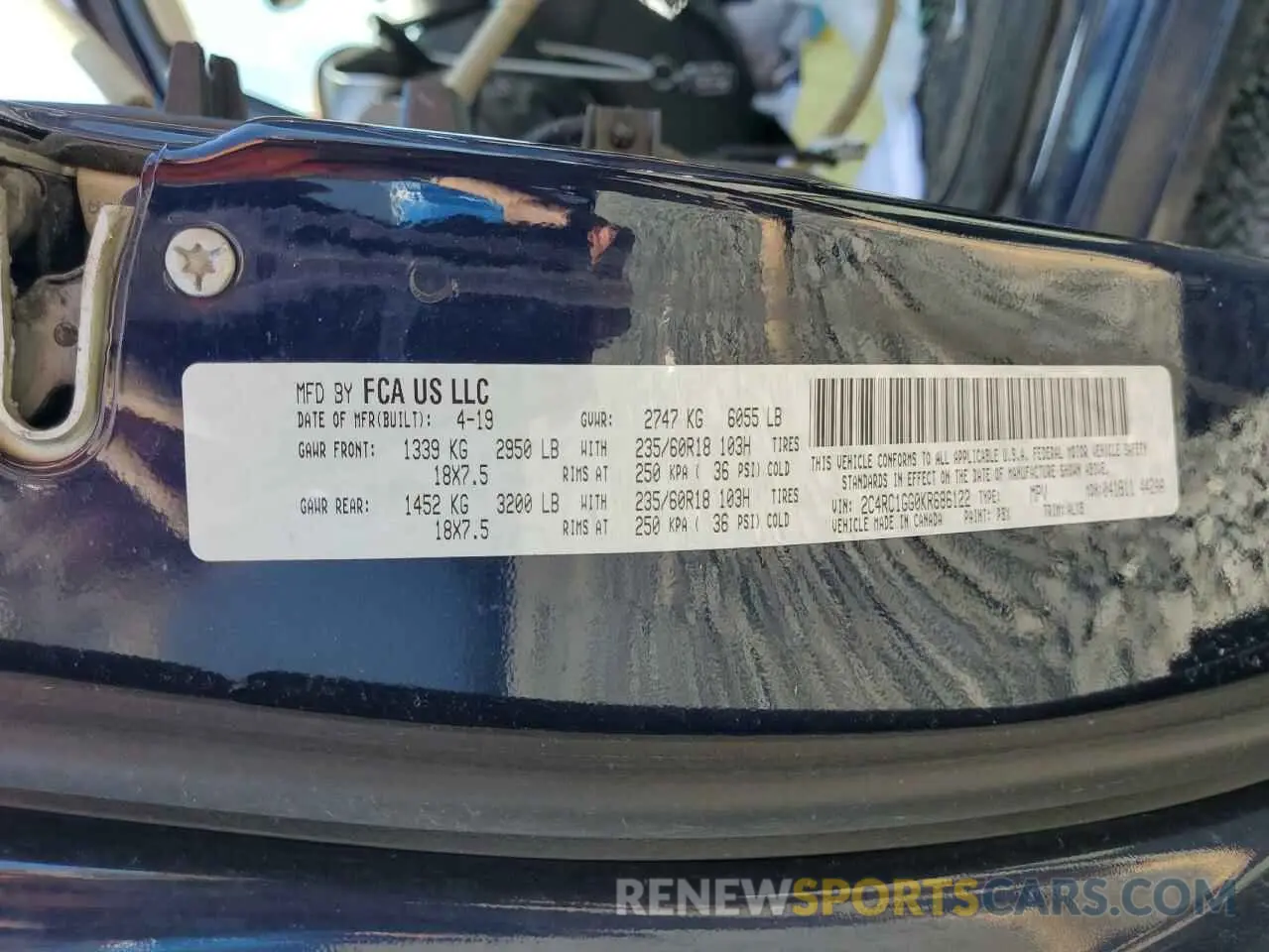 14 Photograph of a damaged car 2C4RC1GG0KR686122 CHRYSLER PACIFICA 2019