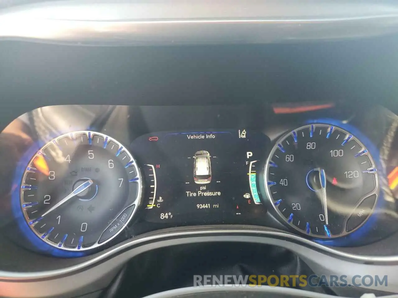 9 Photograph of a damaged car 2C4RC1GG1KR569455 CHRYSLER PACIFICA 2019