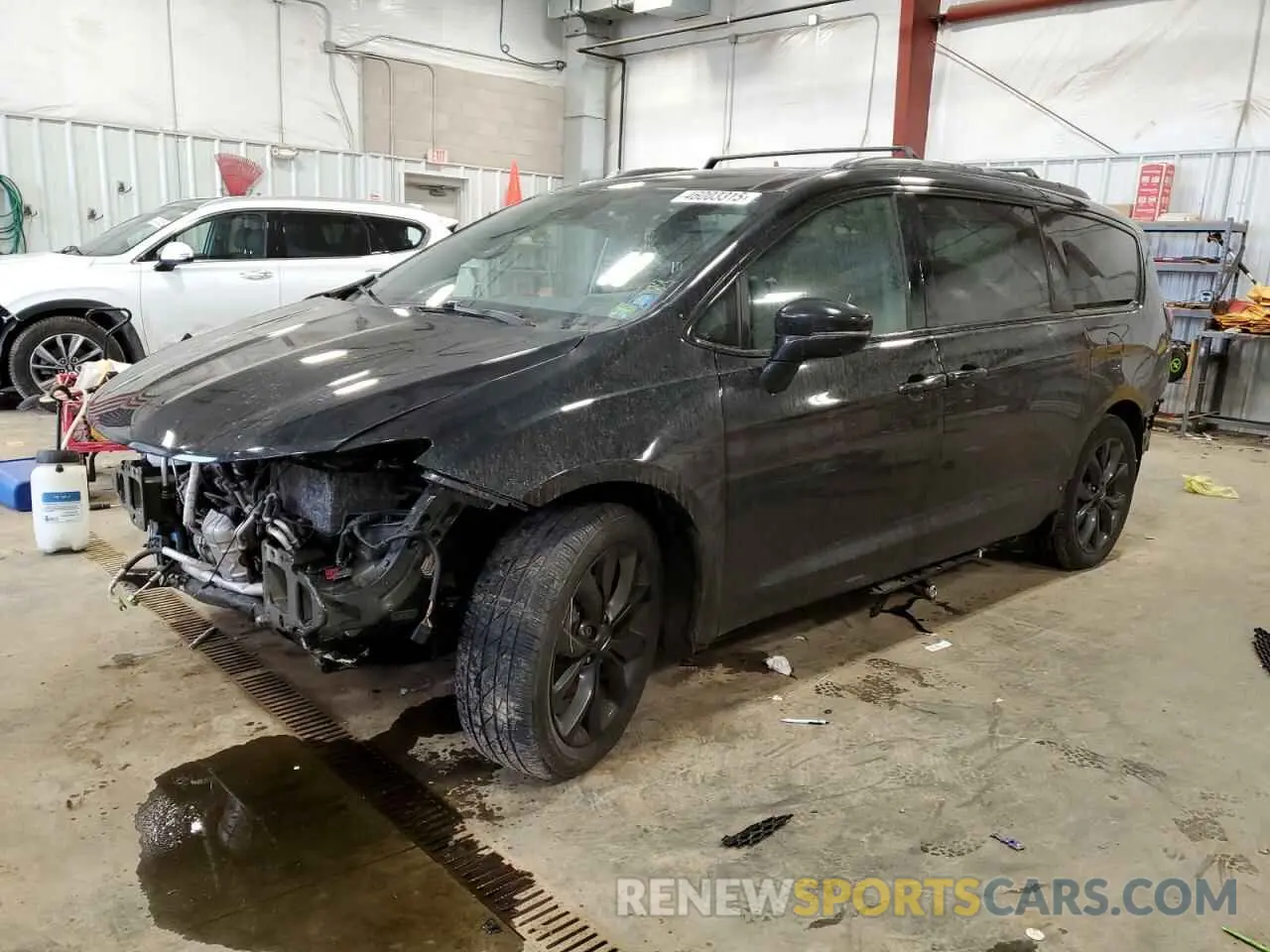 1 Photograph of a damaged car 2C4RC1GG1KR653064 CHRYSLER PACIFICA 2019