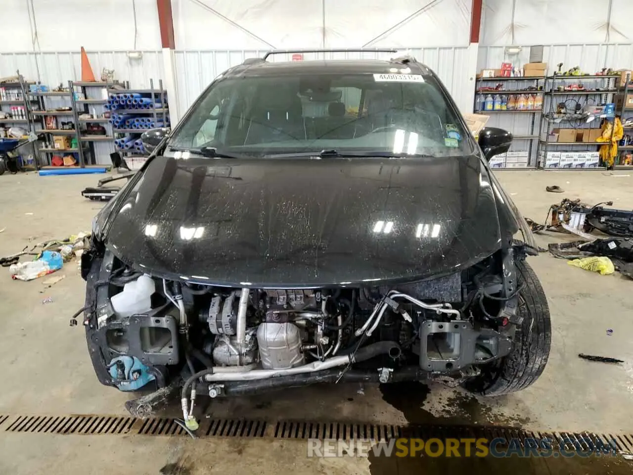 5 Photograph of a damaged car 2C4RC1GG1KR653064 CHRYSLER PACIFICA 2019