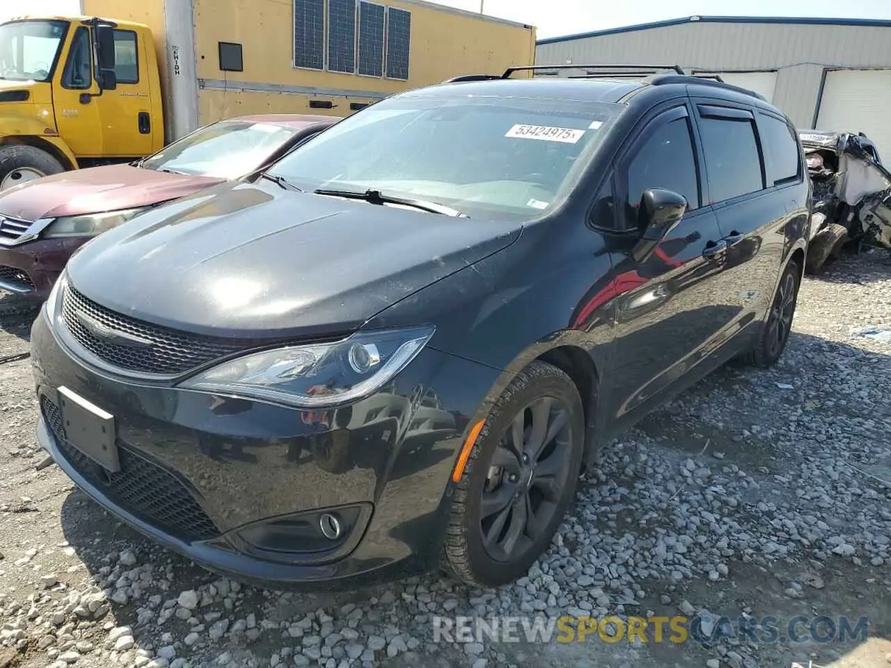 1 Photograph of a damaged car 2C4RC1GG4KR643869 CHRYSLER PACIFICA 2019