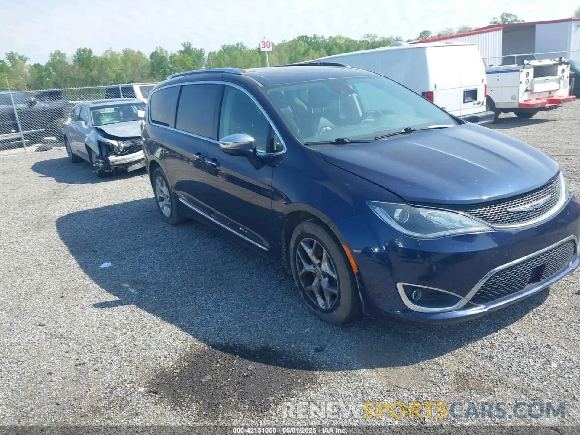 1 Photograph of a damaged car 2C4RC1GG4KR644178 CHRYSLER PACIFICA 2019