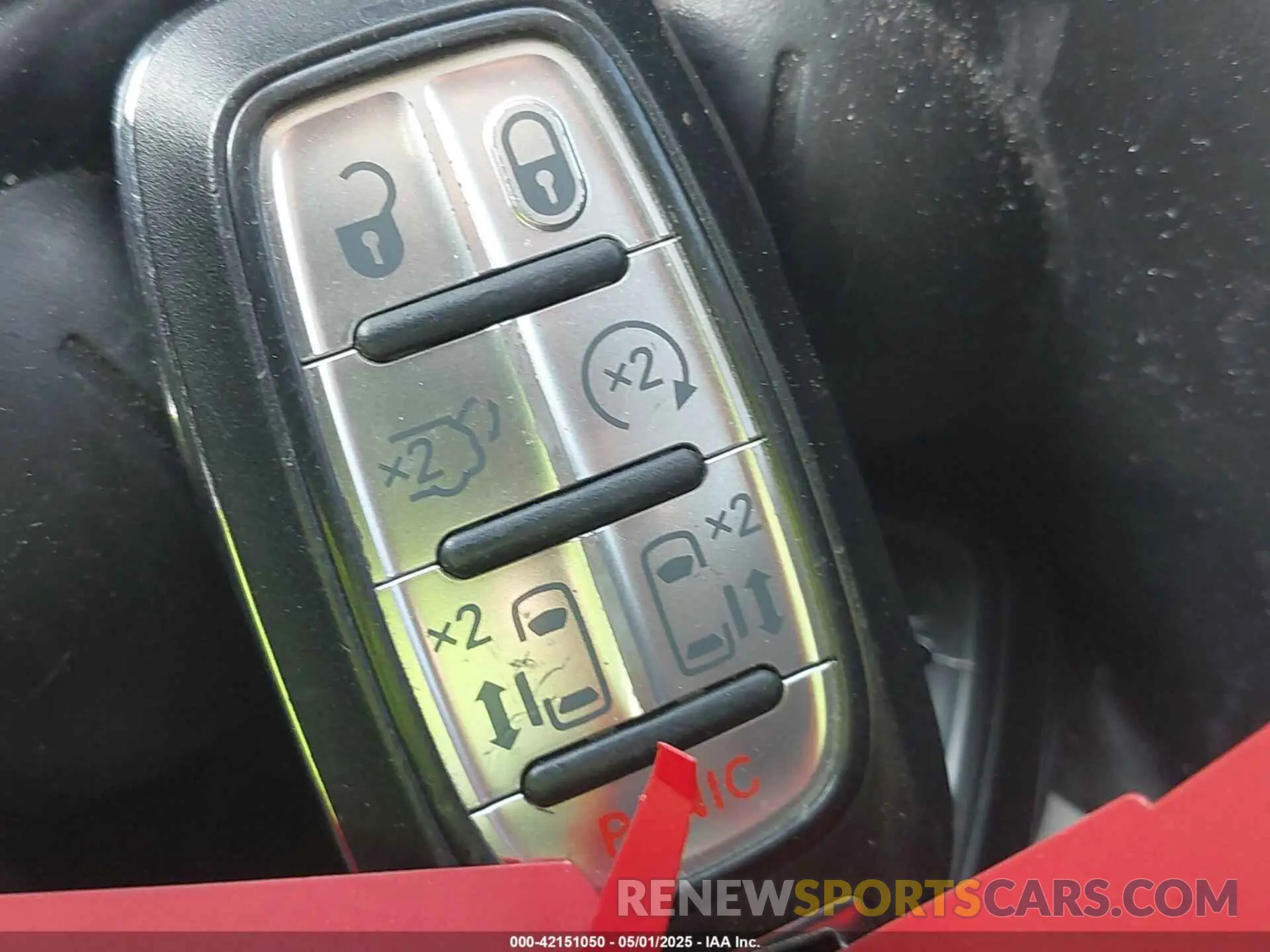 11 Photograph of a damaged car 2C4RC1GG4KR644178 CHRYSLER PACIFICA 2019
