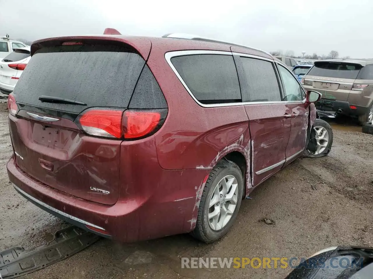 3 Photograph of a damaged car 2C4RC1GG4KR732325 CHRYSLER PACIFICA 2019