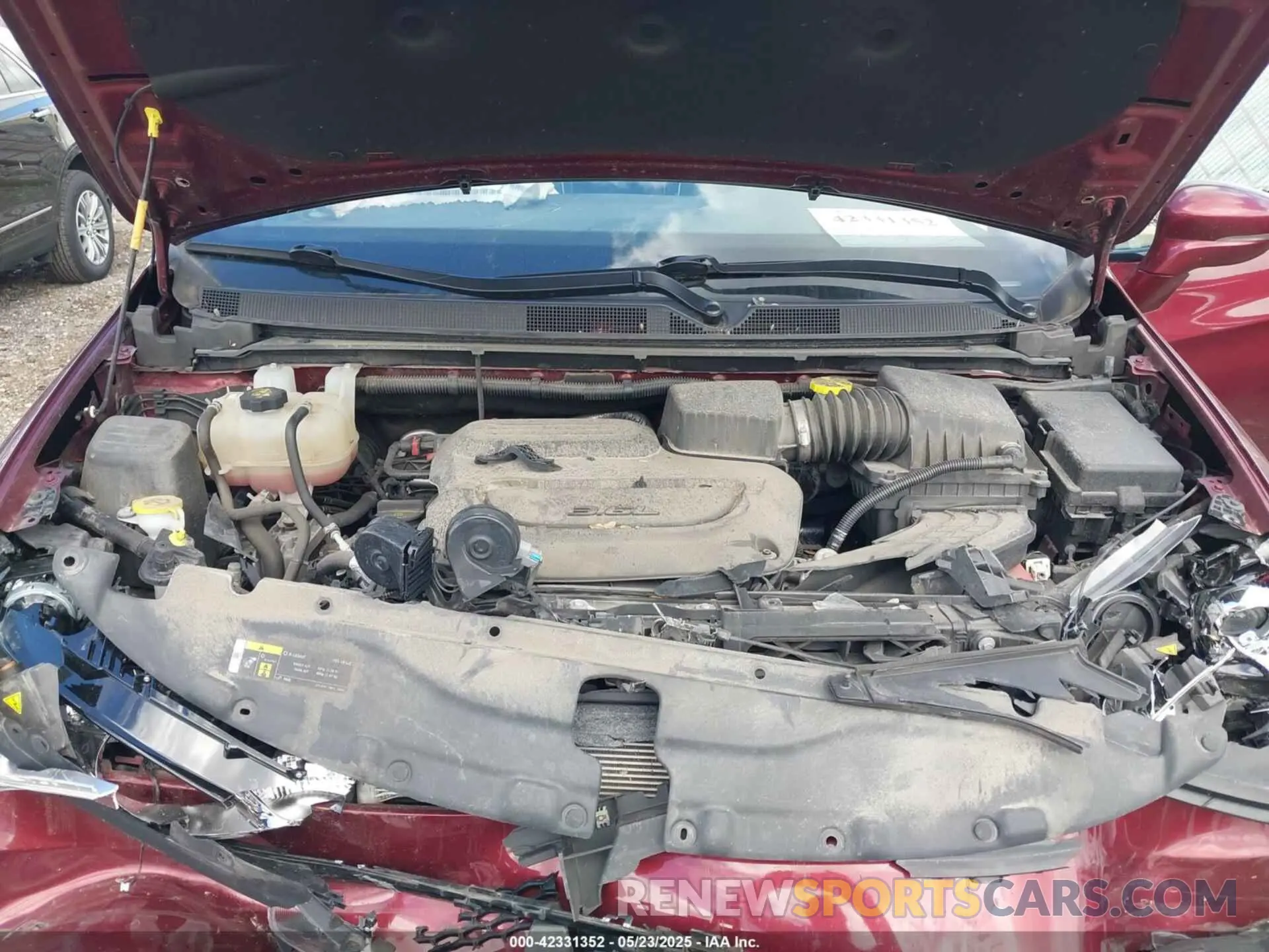 10 Photograph of a damaged car 2C4RC1GG5KR652497 CHRYSLER PACIFICA 2019