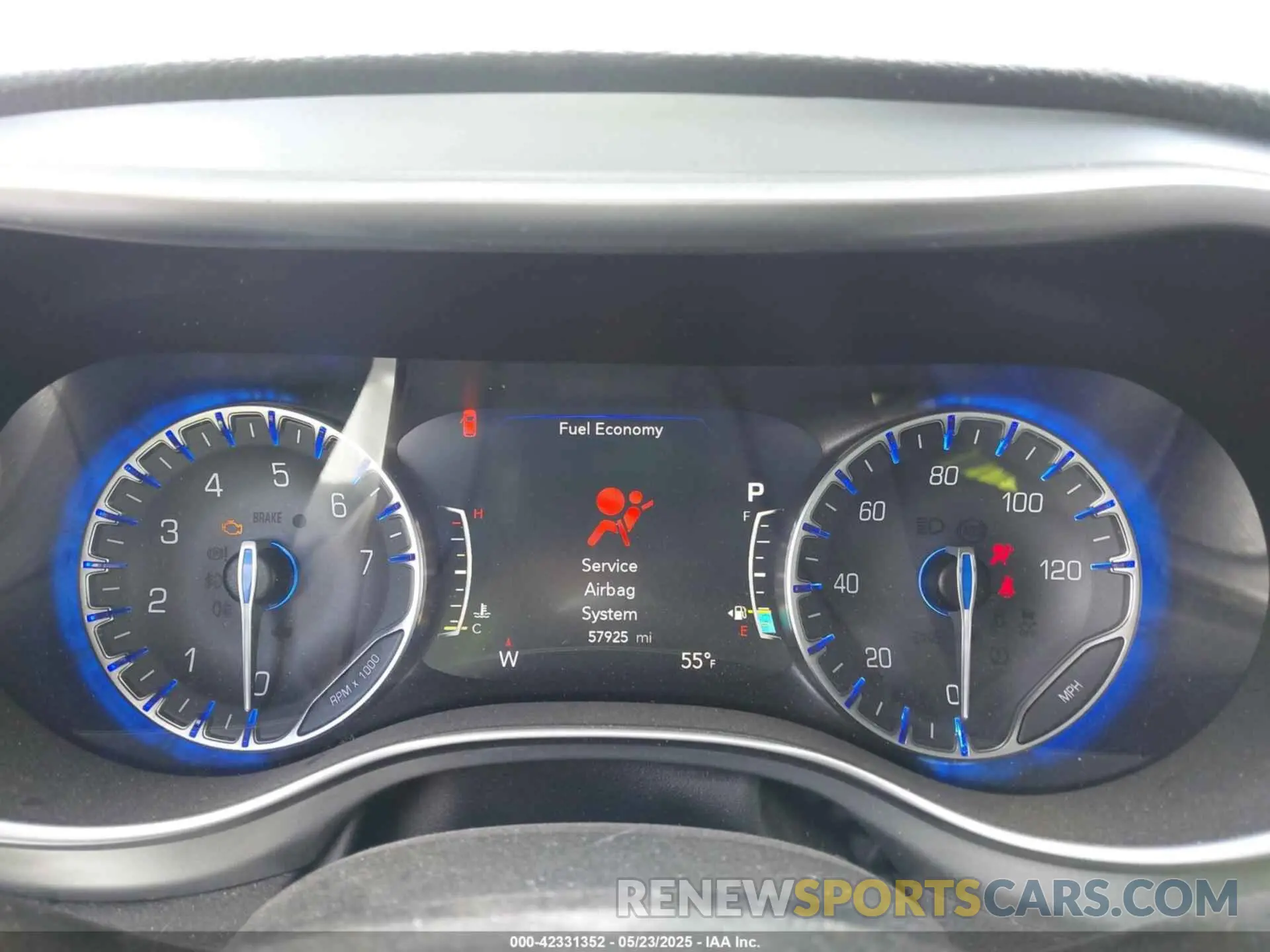 7 Photograph of a damaged car 2C4RC1GG5KR652497 CHRYSLER PACIFICA 2019