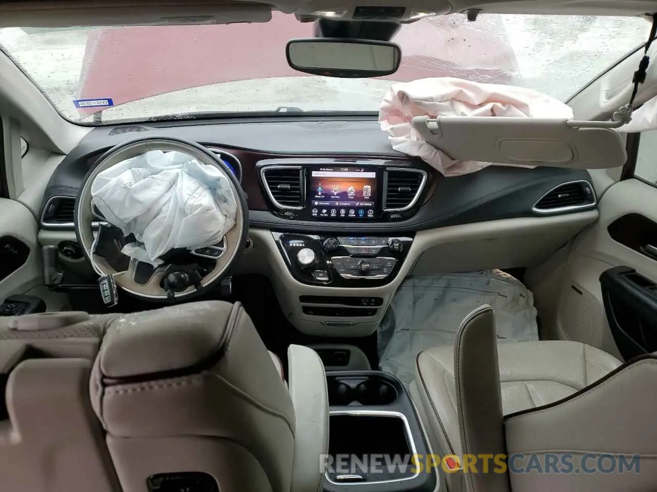8 Photograph of a damaged car 2C4RC1GG5KR714318 CHRYSLER PACIFICA 2019