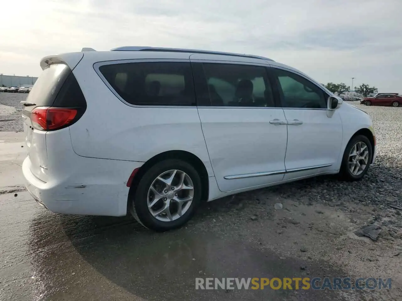 3 Photograph of a damaged car 2C4RC1GG6KR551887 CHRYSLER PACIFICA 2019